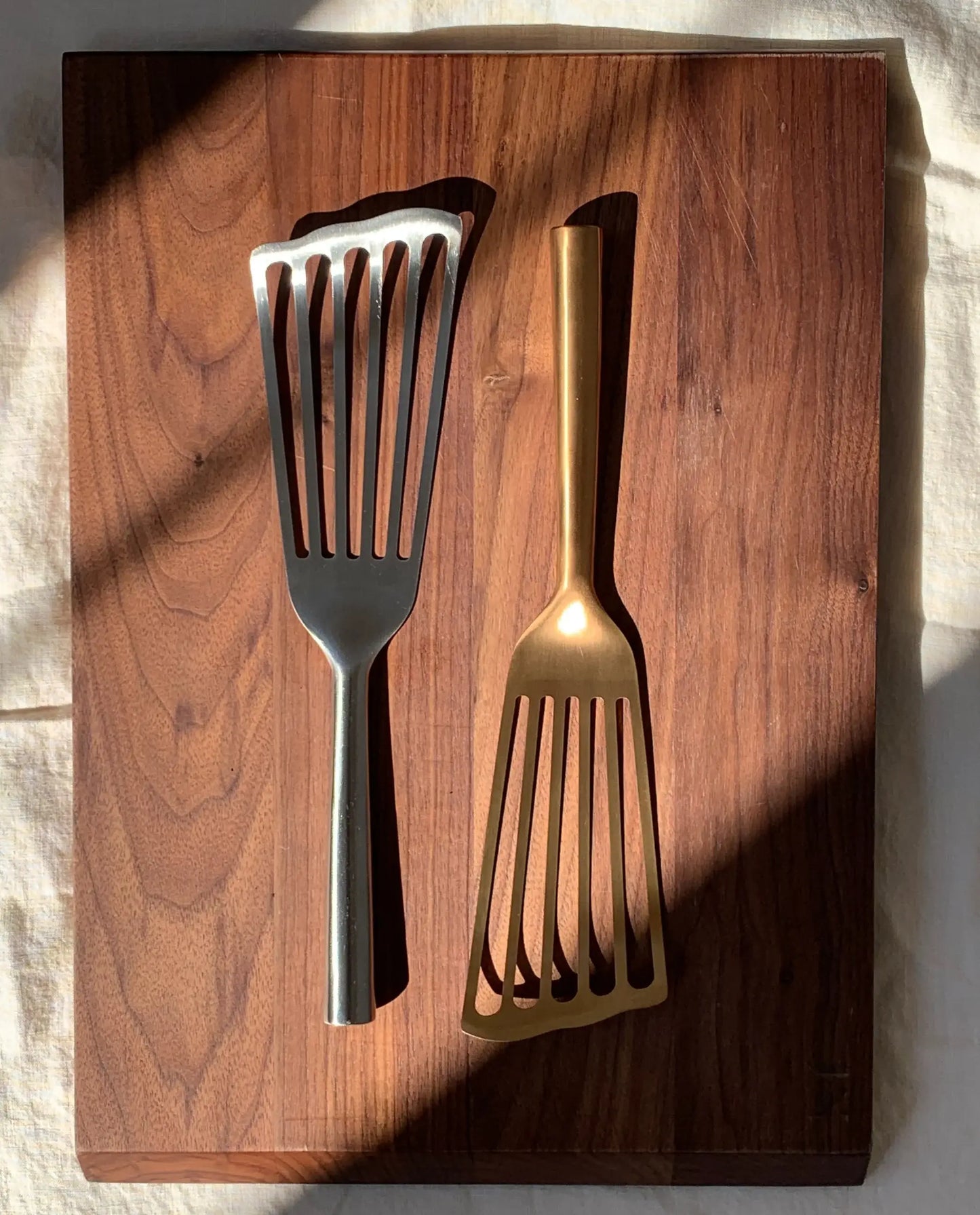 The Fish Spatula (Multiple Finishes Available)