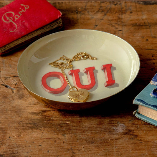 Round Enamel Tray - Oui