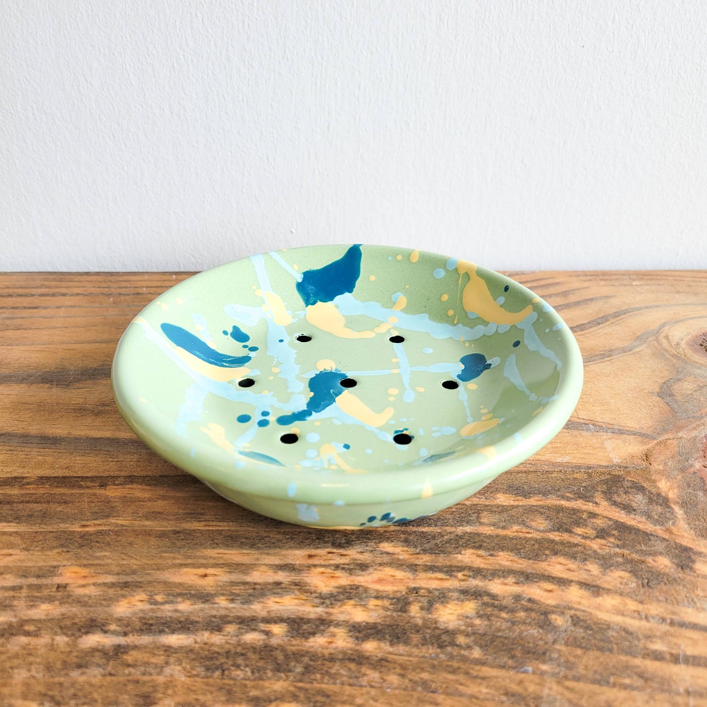 Splash Enamel Soap Dish (Multiple Colors Available)